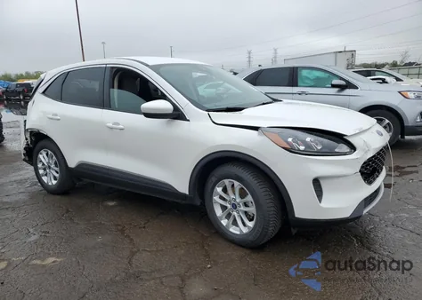 2020 Ford Escape Se z USA, uszkodzony, nr VIN 1FMCU9G68LUA38648